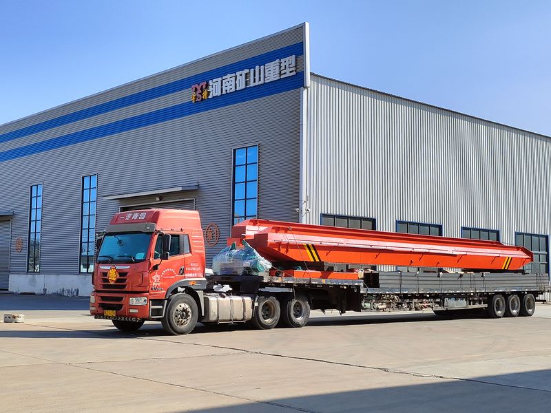 電動單梁起重機(jī)，LD20t-26.8m，4臺，發(fā)往石家莊交付客戶使用。