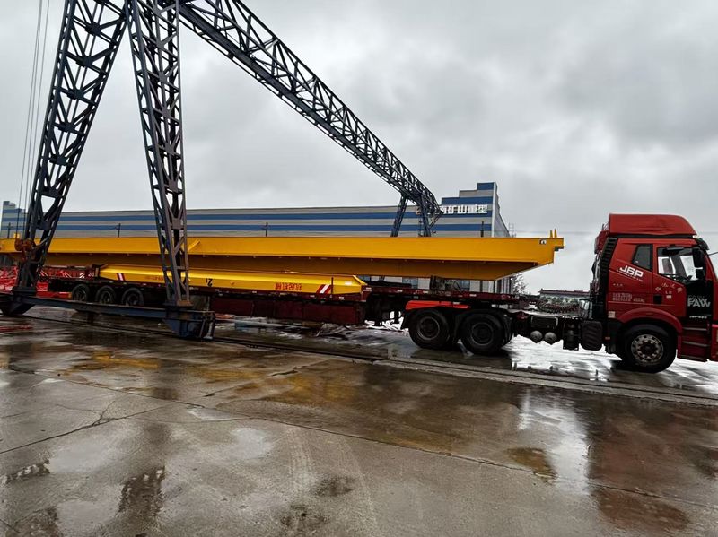 葫蘆雙梁起重機(jī) LH20t-23m 電動單梁起重機(jī) LD3t-10.55 制作完成 裝車發(fā)出